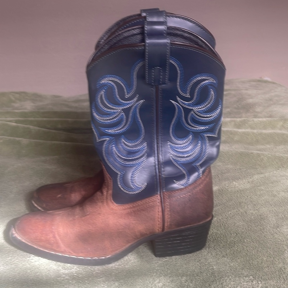 Boys Size 5 Cody James Cowboy Boots
